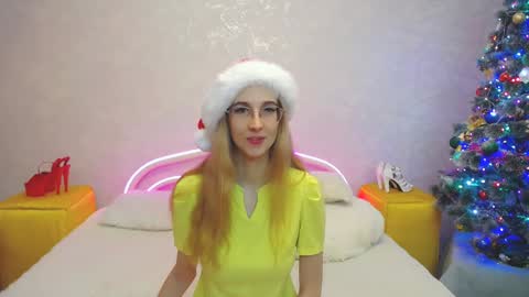 Snapshot of klaryevans chatting on 8, 1, 2025 Klary online show from 8, 1, 2025