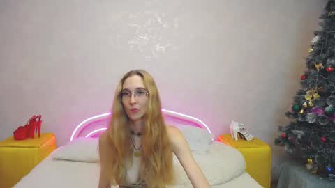Snapshot of klaryevans chatting on 19, 1, 2025 Klary online show from 19, 1, 2025