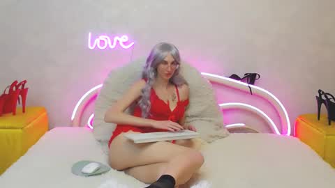 Snapshot of klaryevans chatting on 1, 3, 2025 Klary online show from 1, 3, 2025