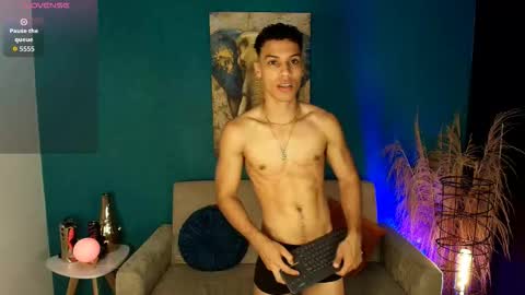 Snapshot of klaton__ chatting on 12, 10, 2025 klaton__ online show from 12, 10, 2025