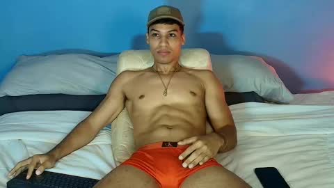Snapshot of klaton__ chatting on 24, 10, 2025 klaton__ online show from 24, 10, 2025