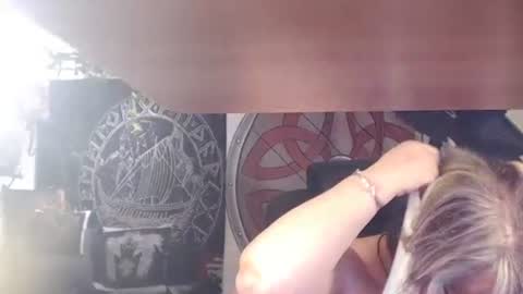 Michelle online show from 12, 4, 2026