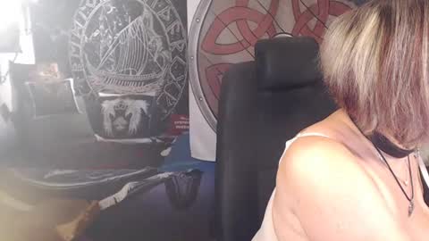 Snapshot of kleiner_teufel chatting on 19, 7, 2026 Michelle online show from 19, 7, 2026