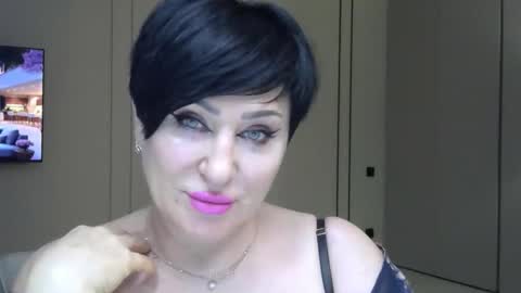 kleo901854860422 online show from 12, 5, 2026