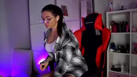 Alice online show from 27, 2, 2025