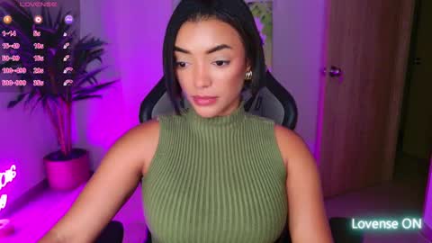 Snapshot of kleogold_1 chatting on 28, 9, 2025 Christina online show from 28, 9, 2025