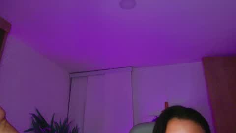 Snapshot of kleogold_1 chatting on 3, 10, 2025 Christina online show from 3, 10, 2025