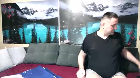 Snapshot of kleosnow chatting on 22, 10, 2025 Kleosnow online show from 22, 10, 2025