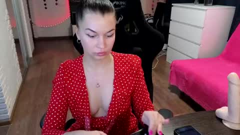 Alisa.         online show from 12, 3, 2025