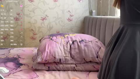 Louise and Mark online show from 25, 4, 2026