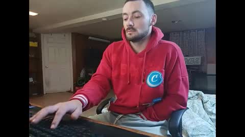 LOUiViLAN online show from 3, 1, 2025