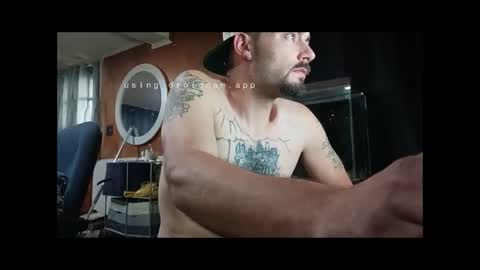 LOUiViLAN online show from 30, 10, 2025