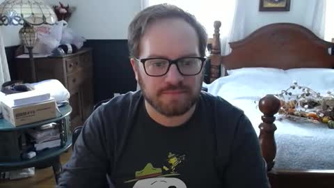 Snapshot of km0079 chatting on 30, 11, 2025 Kris online show from 30, 11, 2025