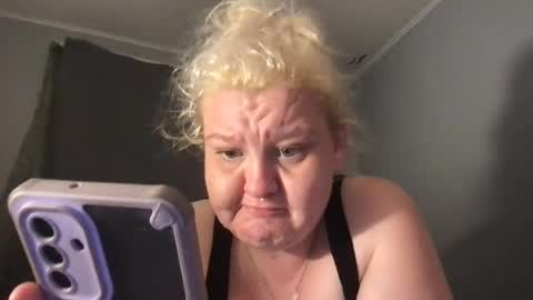 kmarie1196 online show from 4, 8, 2026