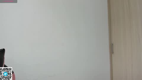 Snapshot of kmipearl chatting on 8, 5, 2026 Camila Reyes online show from 8, 5, 2026