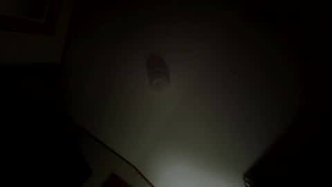 kmoore18 online show from 22, 4, 2026