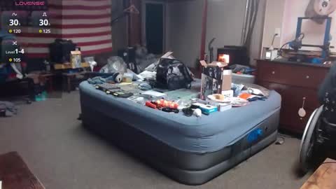 kneesdown321 online show from 28, 1, 2025