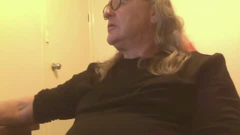 knobout online show from 18, 6, 2026