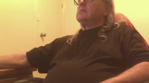 knobout online show from 7, 7, 2026