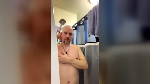 knotdaddy1983 online show from 10, 4, 2026
