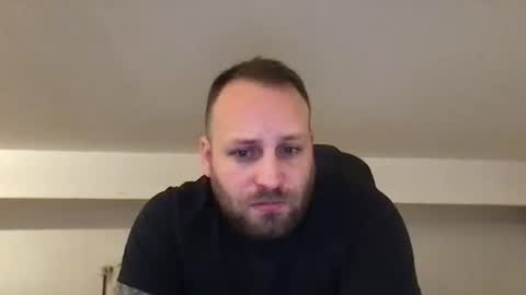 Snapshot of kobasic chatting on 16, 11, 2025 hugo online show from 16, 11, 2025