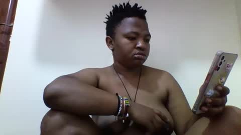 Snapshot of koffi639202 chatting on 17, 12, 2025 koffi639202 online show from 17, 12, 2025