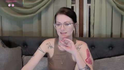 Snapshot of kohlbird chatting on 23, 11, 2025 kohlbird online show from 23, 11, 2025