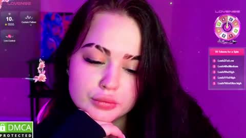 Mia online show from 24, 12, 2024