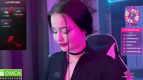 Mia online show from 5, 1, 2025