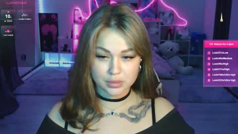 Mia online show from 7, 11, 2025