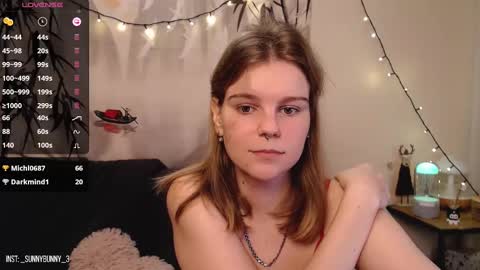 Snapshot of komorebbi chatting on 7, 12, 2024 Marta online show from 7, 12, 2024