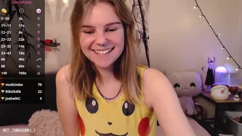 Snapshot of komorebbi chatting on 26, 12, 2024 Marta online show from 26, 12, 2024