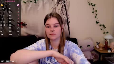 Snapshot of komorebbi chatting on 8, 3, 2025 Marta online show from 8, 3, 2025