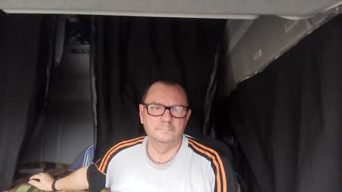 Snapshot of komputer123456789 chatting on 12, 12, 2024 Bogdan online show from 12, 12, 2024