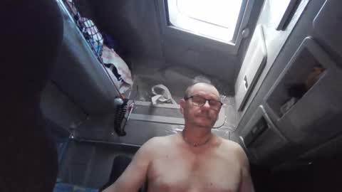 Snapshot of komputer123456789 chatting on 23, 2, 2025 Bogdan online show from 23, 2, 2025