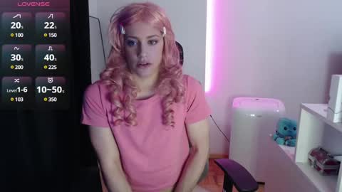 Snapshot of koneko_nya chatting on 29, 12, 2024  Riley  online show from 29, 12, 2024