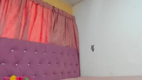 Snapshot of konie_hot chatting on 11, 11, 2025 konie Diaz online show from 11, 11, 2025