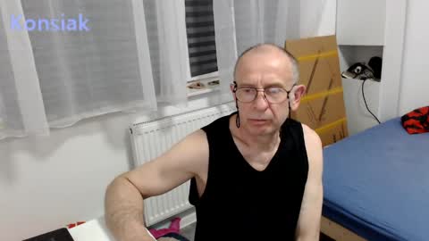 Snapshot of konsiak chatting on 20, 5, 2026 Komsiak online show from 20, 5, 2026