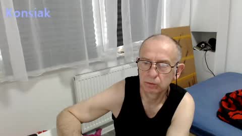 Snapshot of konsiak chatting on 23, 5, 2026 Komsiak online show from 23, 5, 2026