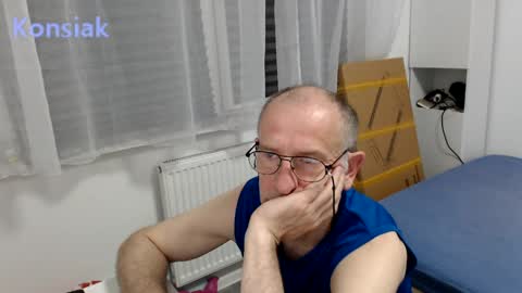 Snapshot of konsiak chatting on 26, 5, 2026 Komsiak online show from 26, 5, 2026