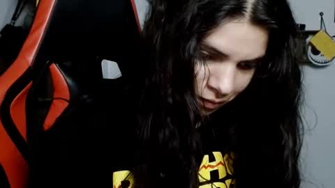 Snapshot of koranikky08 chatting on 3, 12, 2024 Karoll online show from 3, 12, 2024