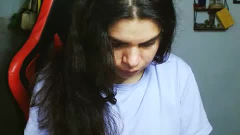 Snapshot of koranikky08 chatting on 4, 1, 2025 Karoll online show from 4, 1, 2025