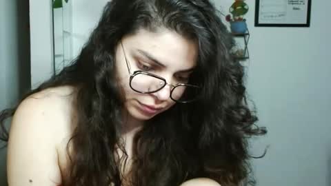 Snapshot of koranikky08 chatting on 21, 9, 2025 Karoll online show from 21, 9, 2025