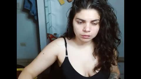 Snapshot of koranikky08 chatting on 6, 11, 2025 Karoll online show from 6, 11, 2025