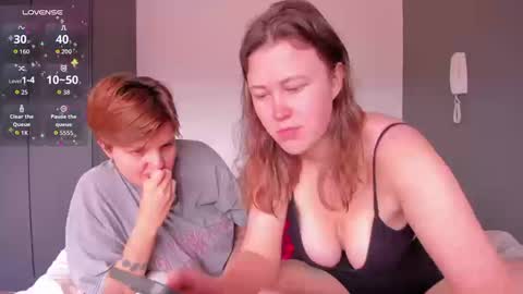 Twiix online show from 10, 9, 2025