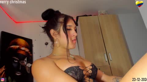 Kortneyhills - Aries online show from 24, 12, 2024