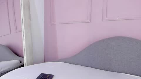 Snapshot of kosmic_21 chatting on 11, 7, 2026 K O S M I C online show from 11, 7, 2026