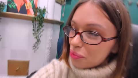 kossie_ online show from 8, 12, 2024