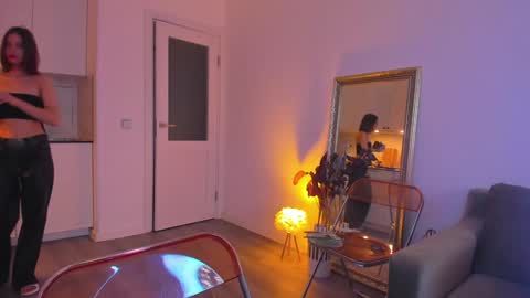 kossie_ online show from 8, 2, 2025