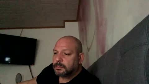 Kosta online show from 2, 1, 2025